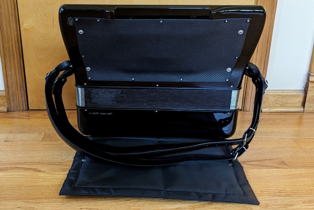 Bell 2520 Accordion