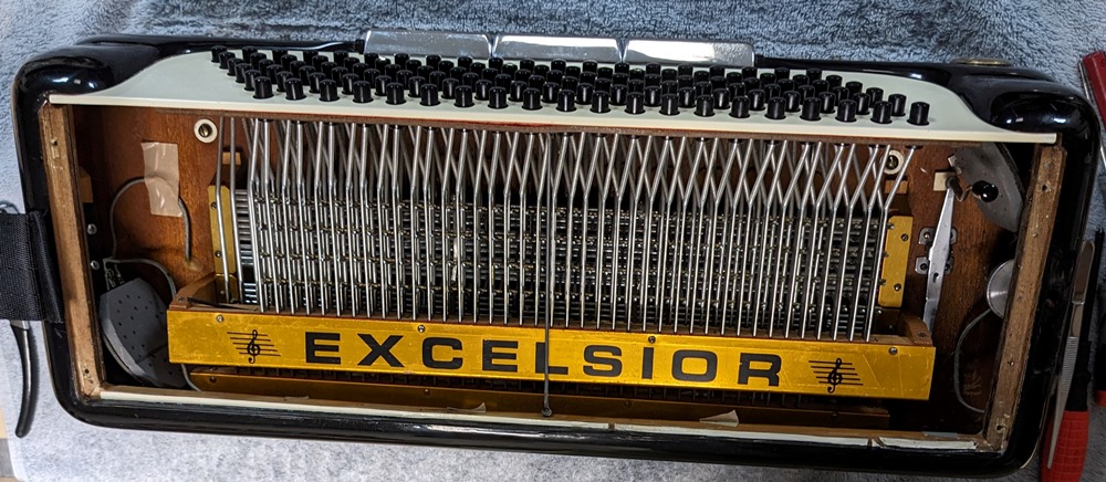 Excelsior Symphony Cassotto Accordion