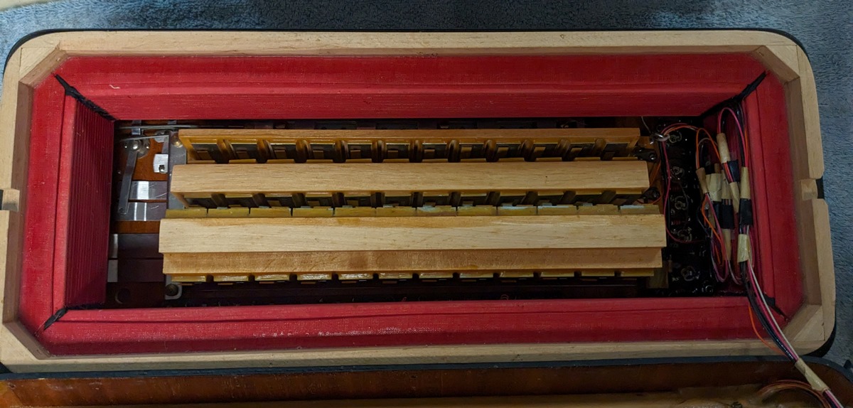 Lidovox Professional Accordion