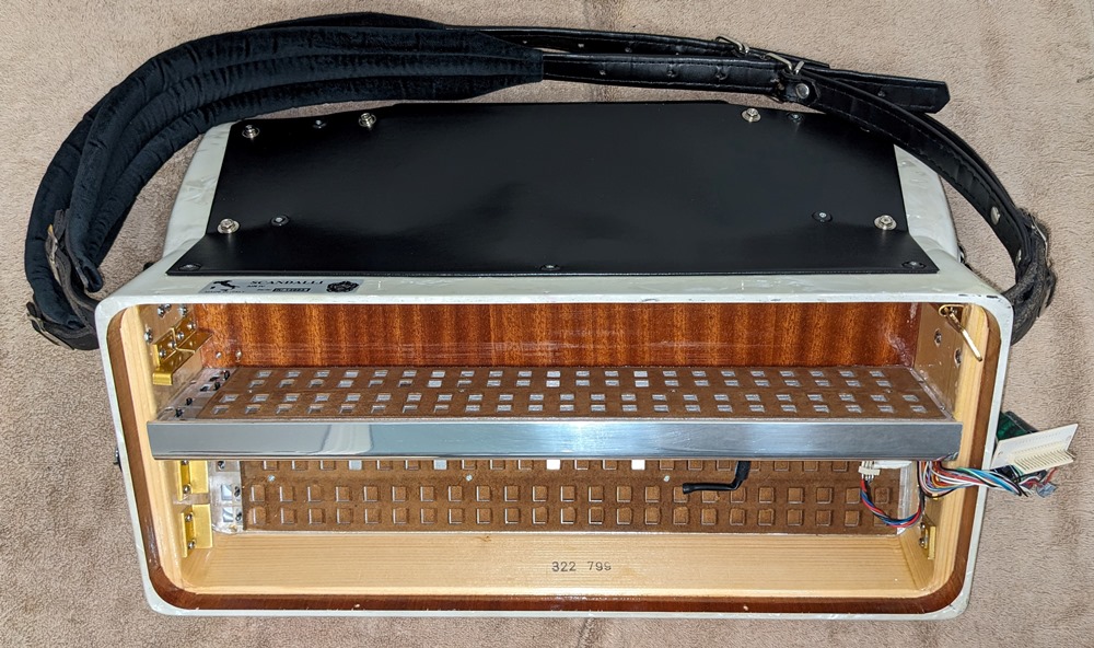 Scandalli Air IV Cassotto MIDI Accordion