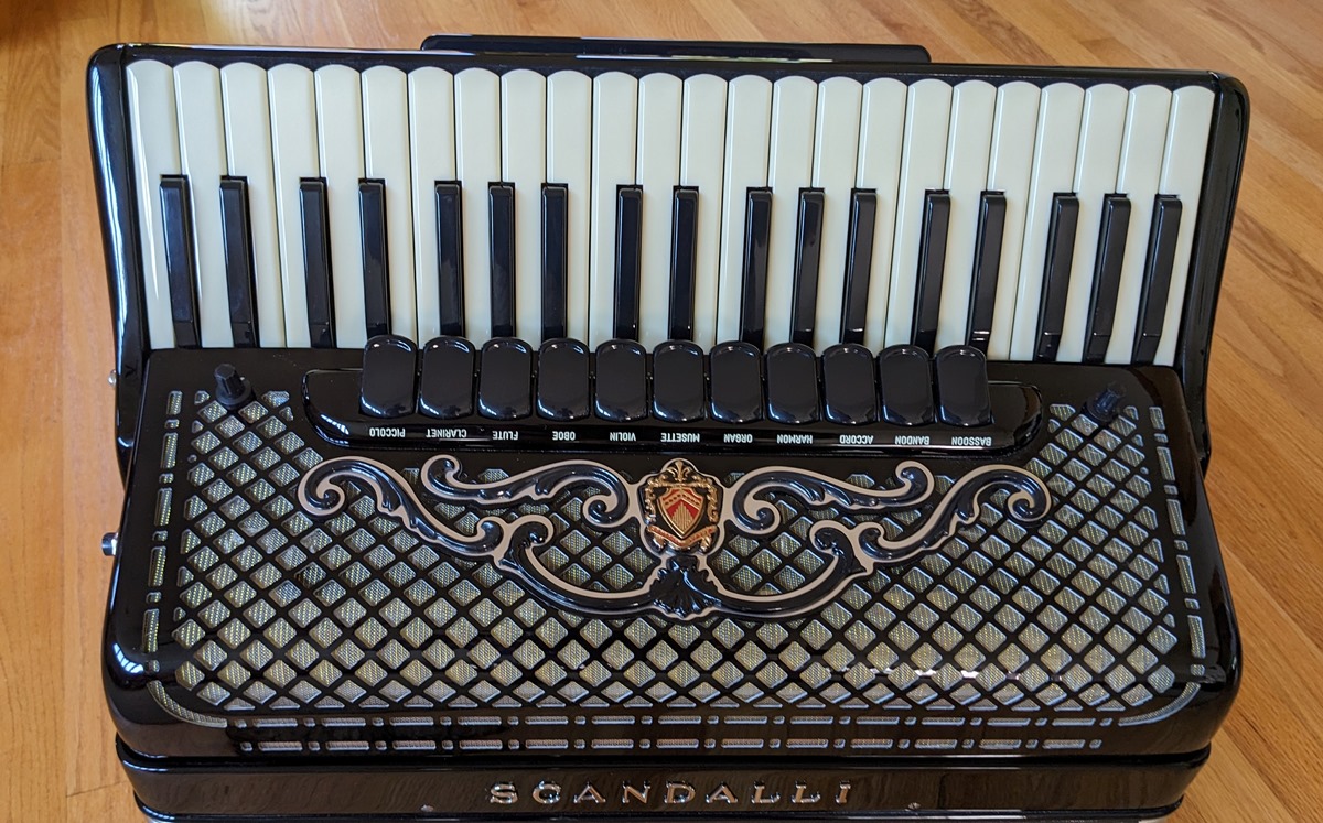 Scandalli Super VI Accordion