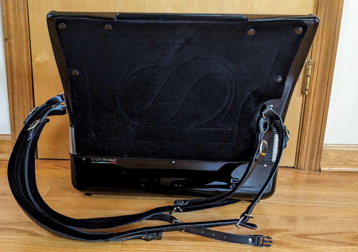Scandalli Super VI Accordion