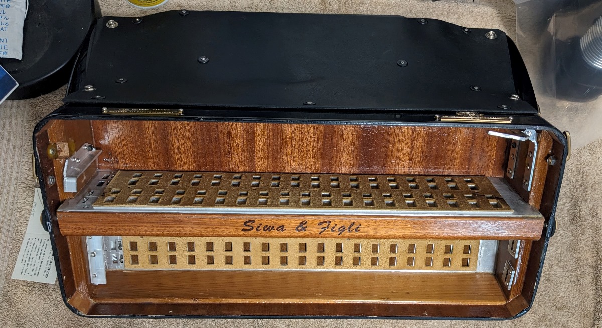 Siwa & Figli Cobra 37 Accordion