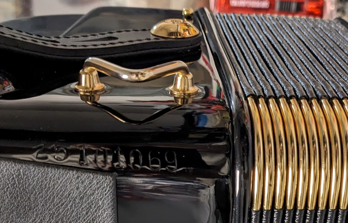 Siwa & Figli Cobra 37 Accordion