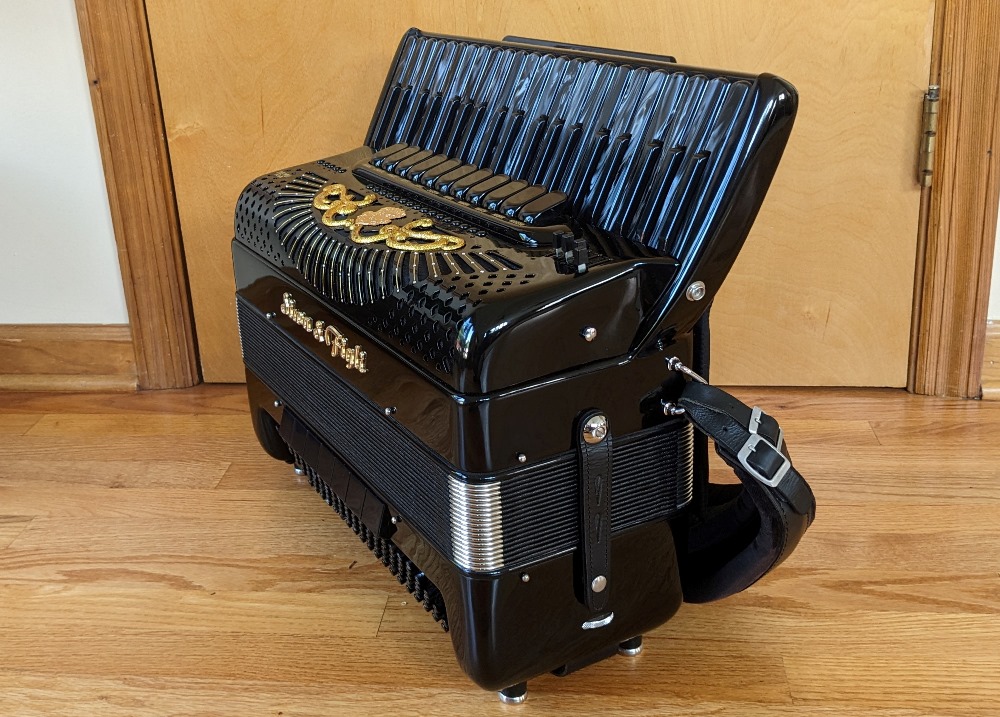 Siwa & Figli Black Star Reedless Accordion