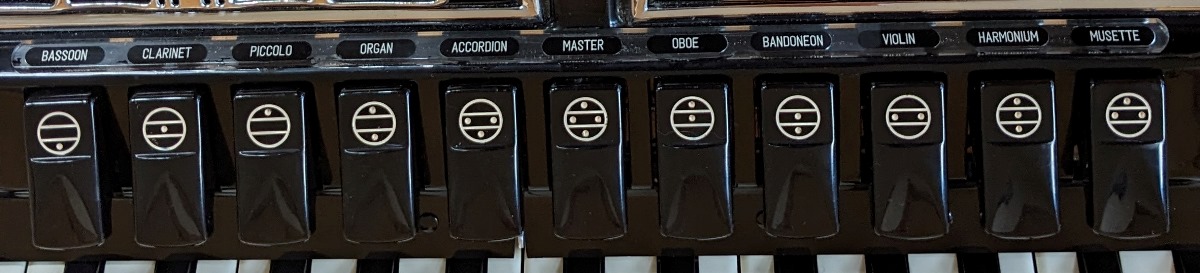 Titano Royal Accordion SN83