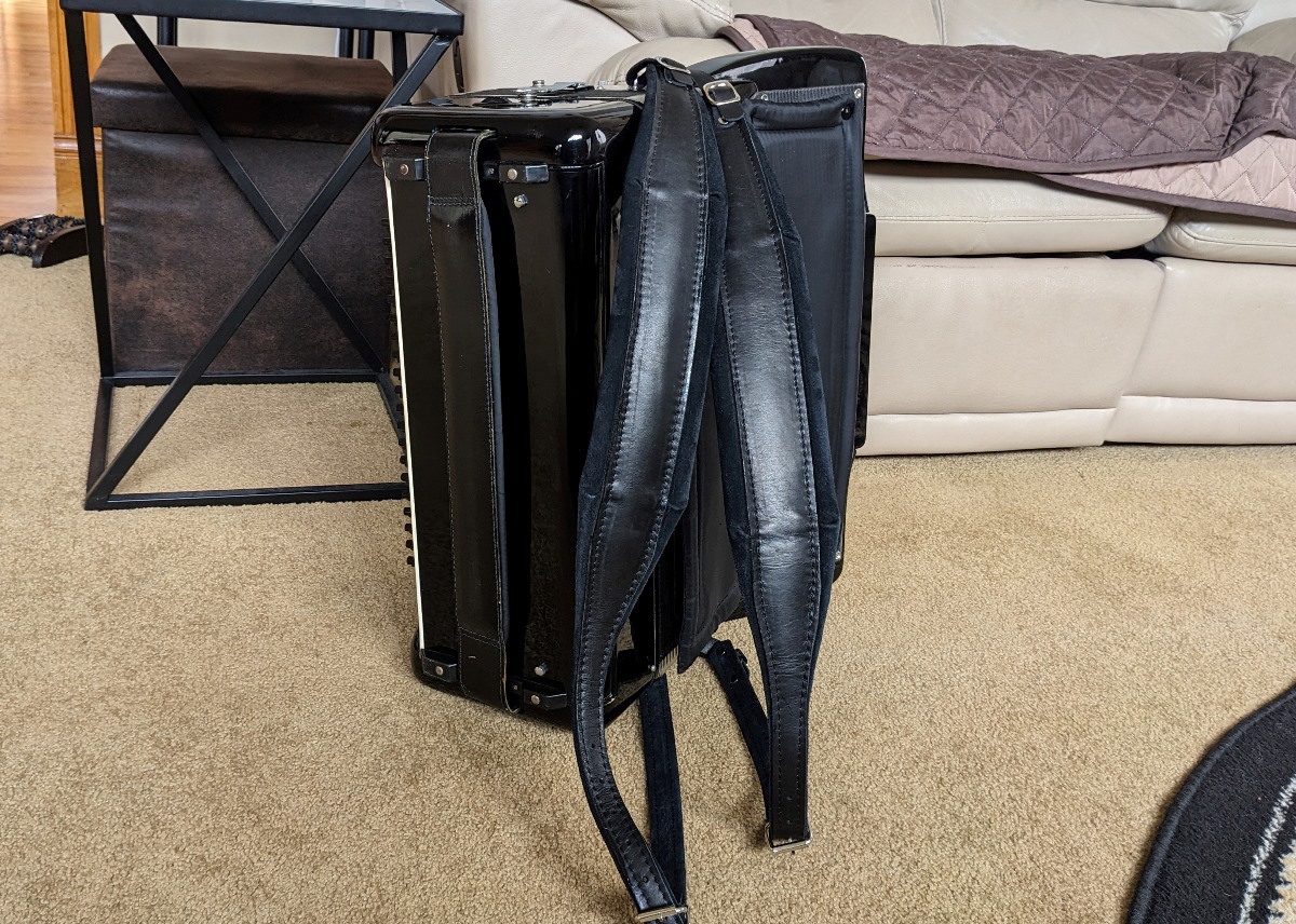 Titano Royal Accordion SN83