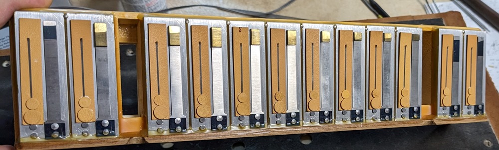 Bell 2520C Accordion