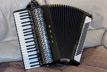 Bell Super Star MIDI Accordion