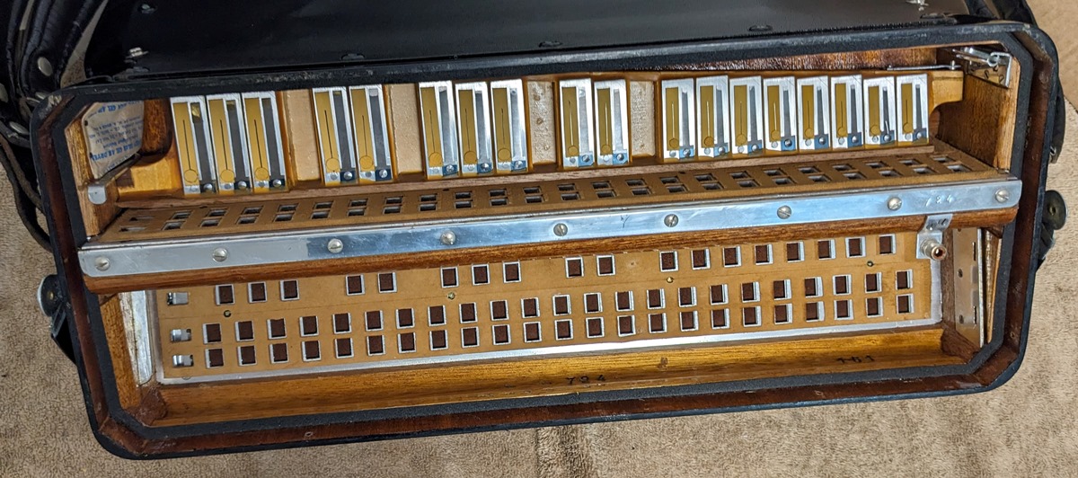 Bell Symphony Accordion