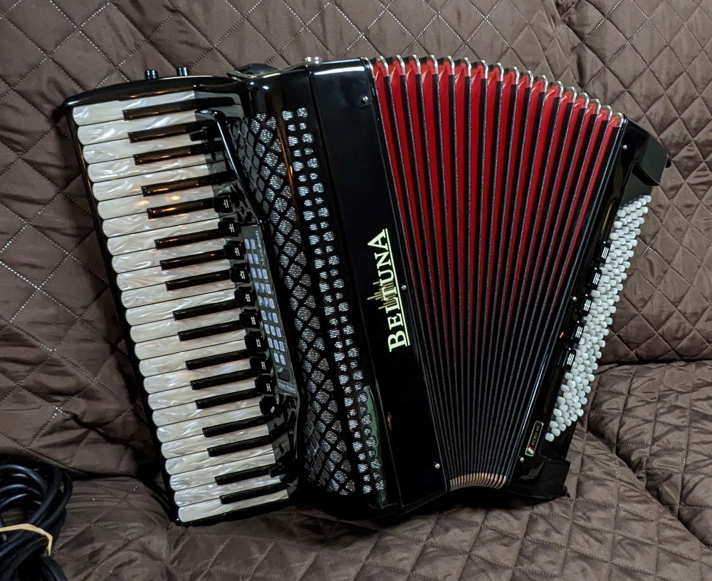 Beltuna Euro IV MIDI Accordion