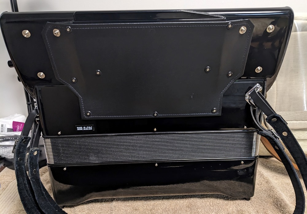 Beltuna Euro IV MIDI Accordion