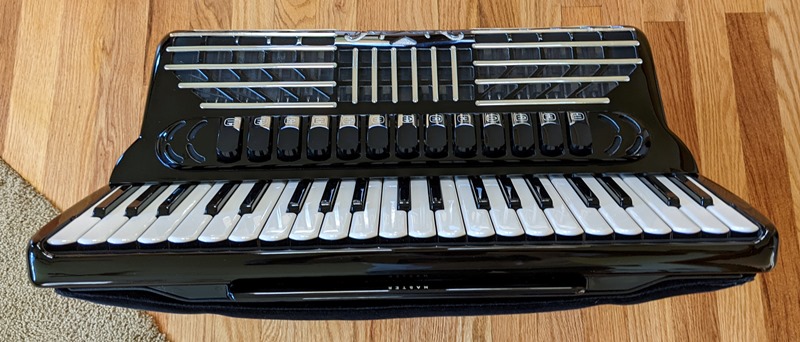 Bugari Silver Plus Accordion