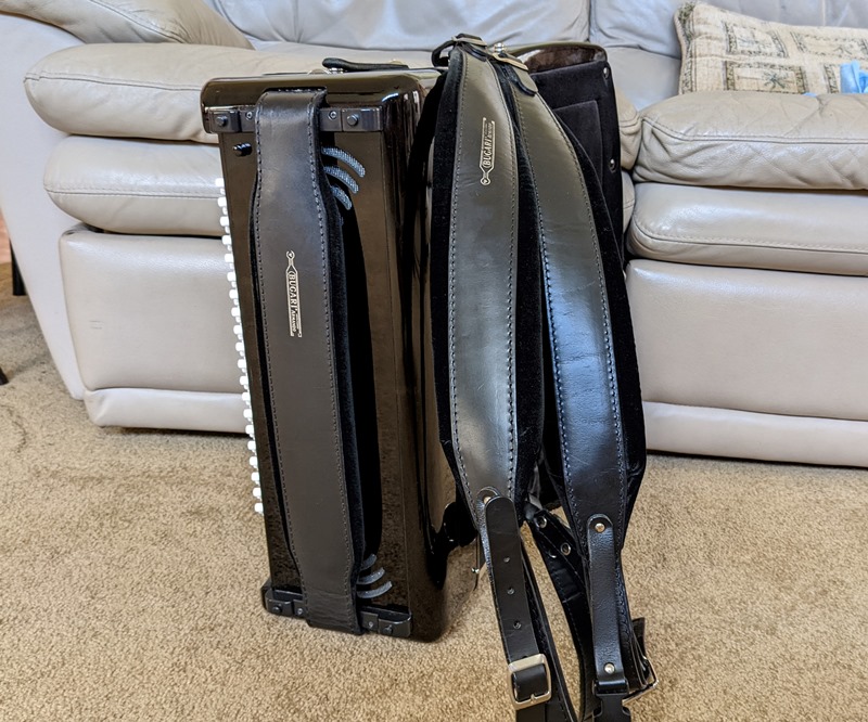 Bugari Silver Plus Accordion