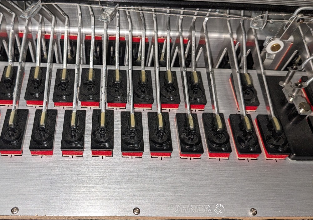 Hohner Morino IV 120C Bayan