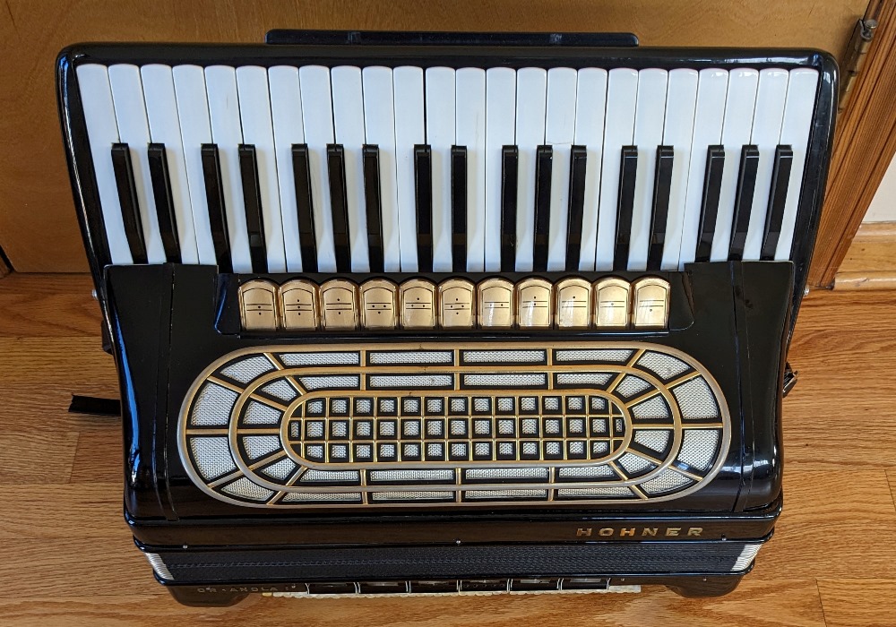 Hohner Organola Accordion