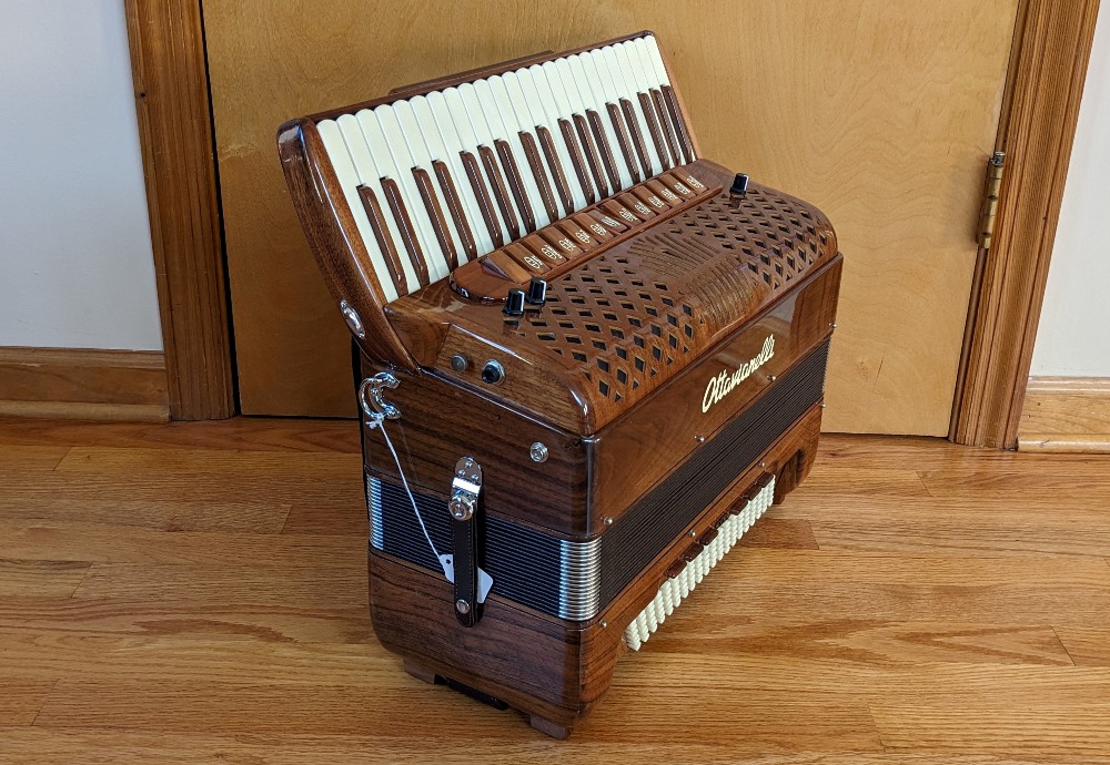 Ottavianelli Artist Walnut Accordion