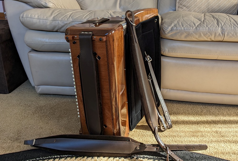 Ottavianelli Artist Walnut Accordion