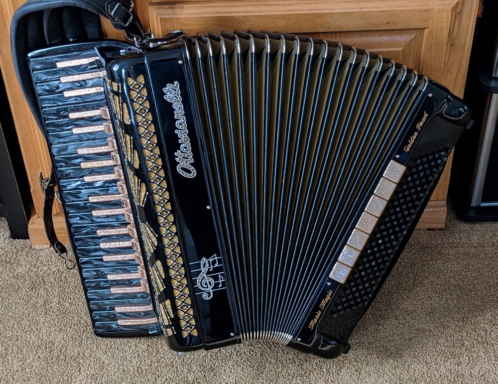 Ottavianelli Golden Pearl MIDI Accordion