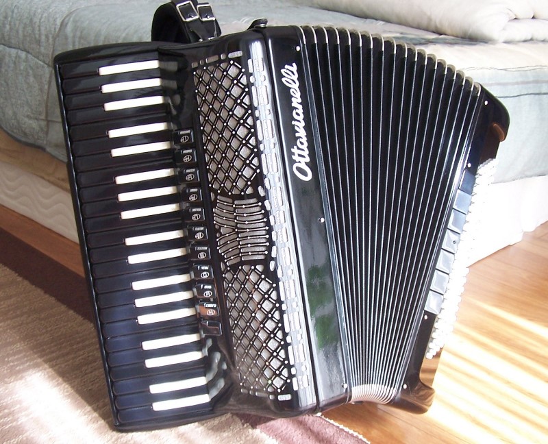 Ottavianelli アコーディオン