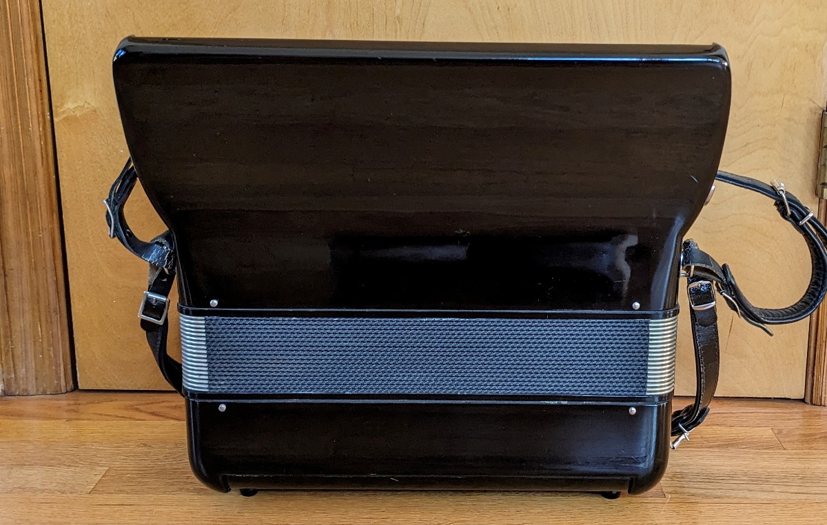 Paolo Soprani 37/96 Musette Accordion
