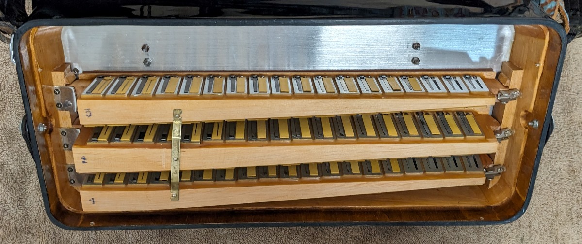 Paolo Soprani 37/96 Musette Accordion
