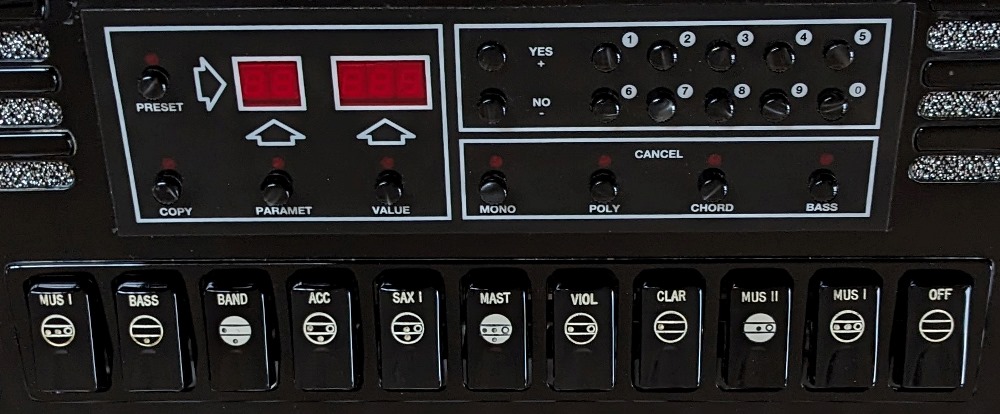 Petosa AM 1100 MIDI Accordion