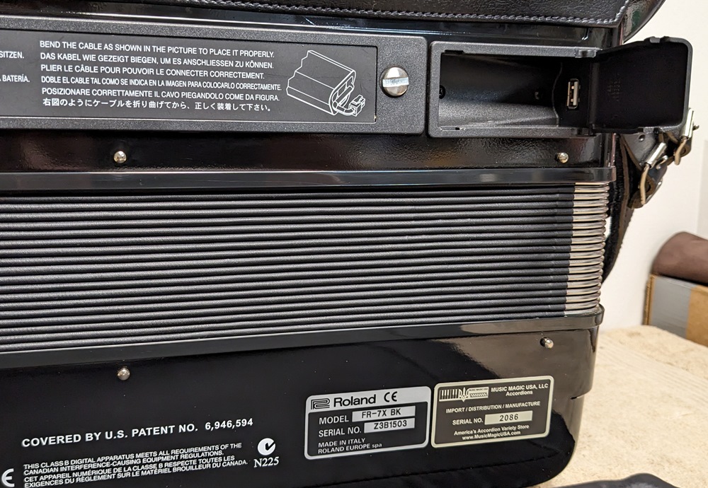 Roland FR-7X Accordion