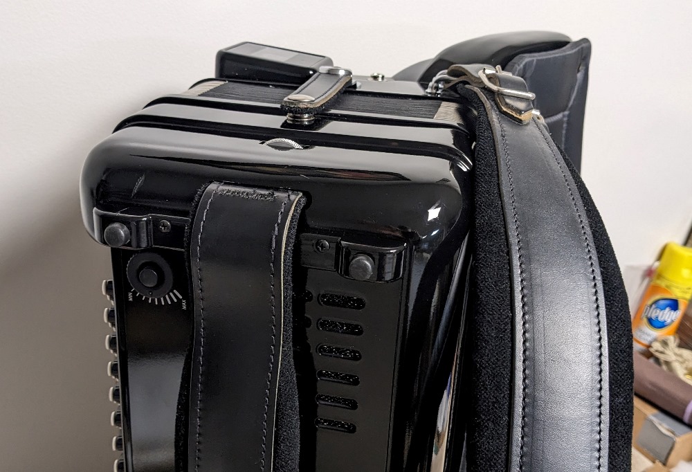 Roland FR-7X Accordion