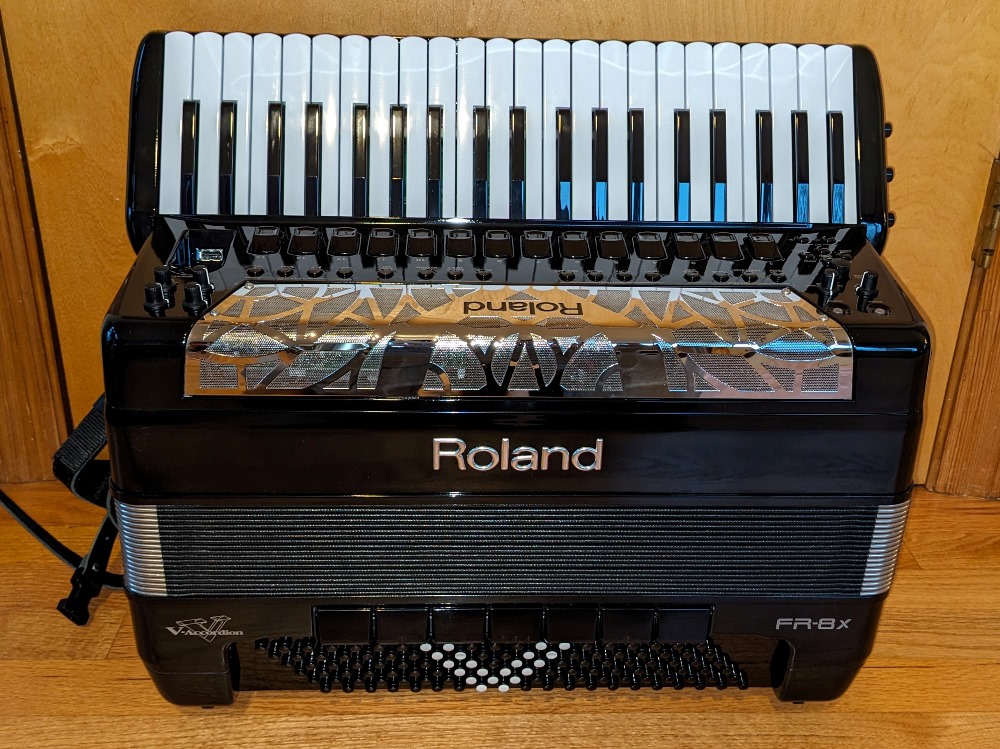 Roland FR-8x Accordion