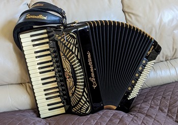 Serenellini Regina Gold Cassotto Accordion