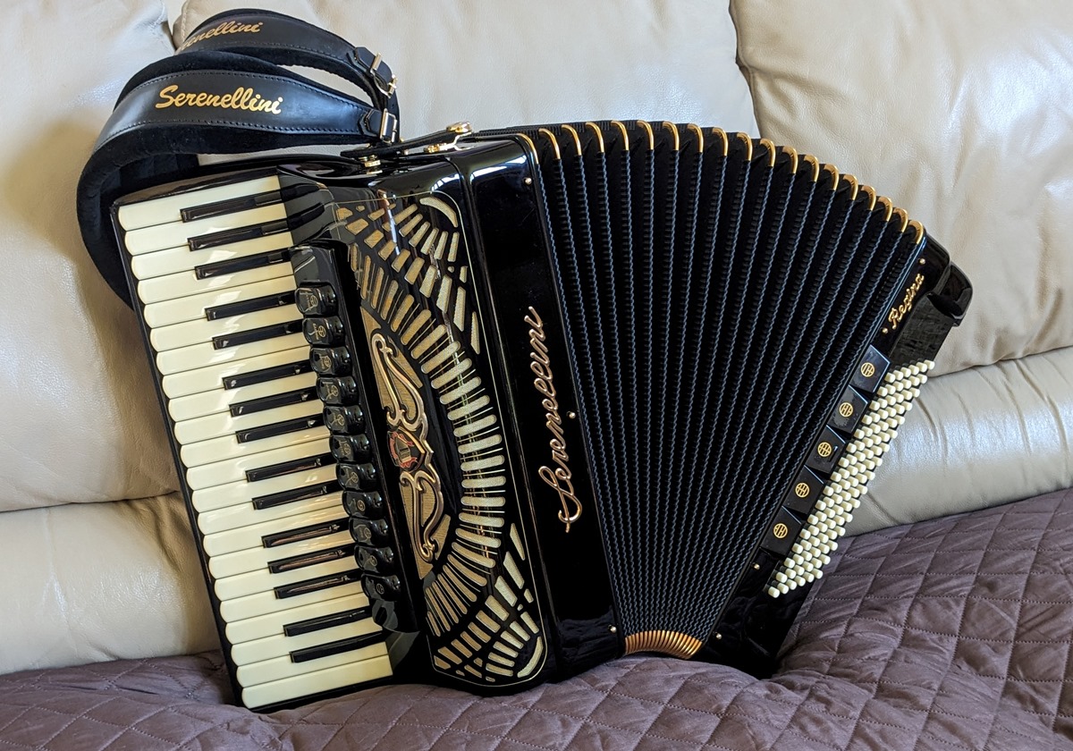 Serenellini Regina Gold Cassotto Accordion