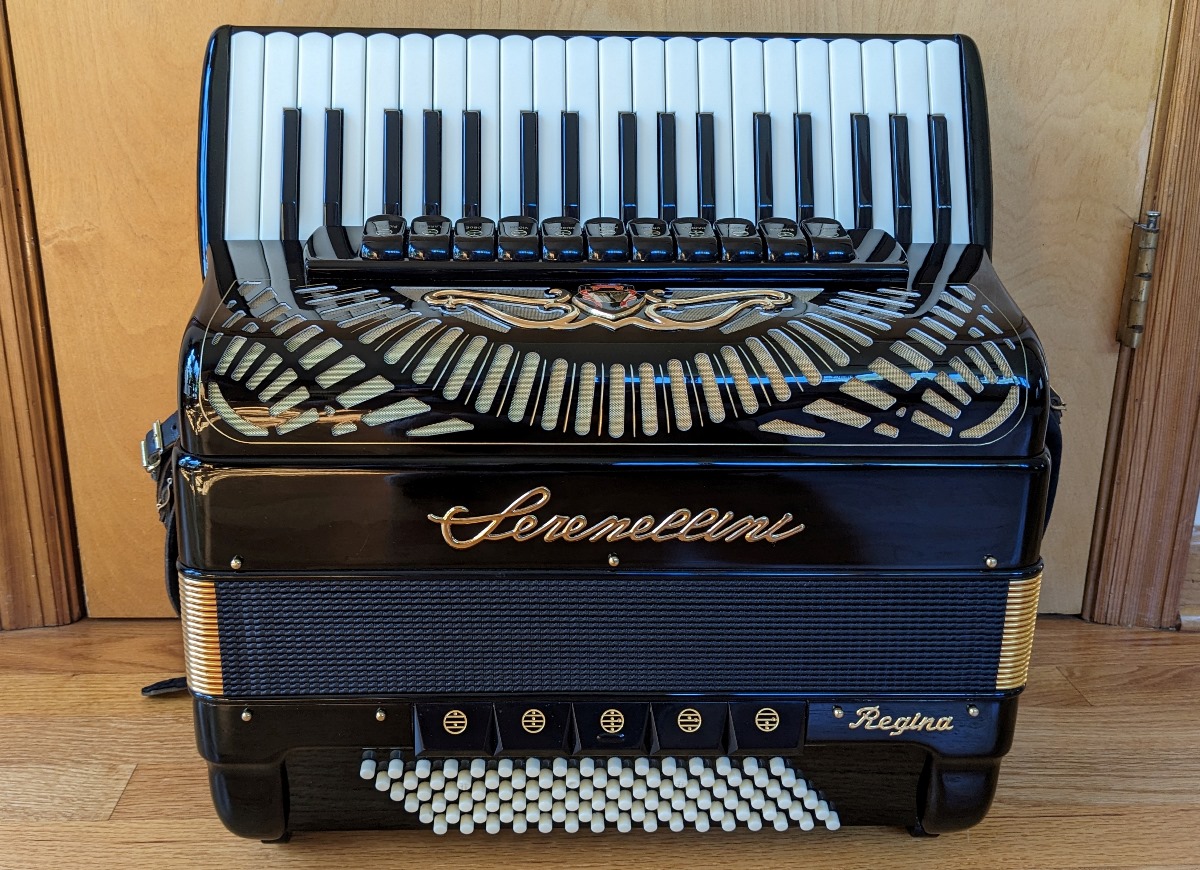 Serenellini Regina Gold Cassotto Accordion