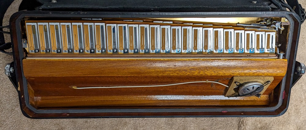 Sonola SS4 Accordion