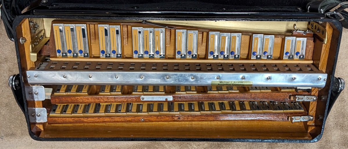 Titano Royal (Pigini Super King) Accordion